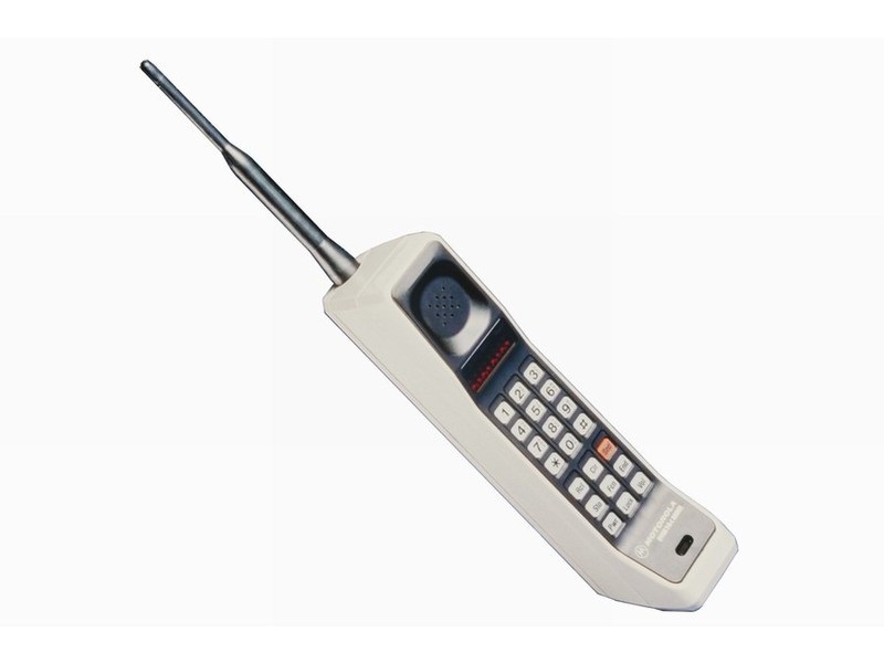 Motorol-DynaTAC-8000X primo telefono cellulare